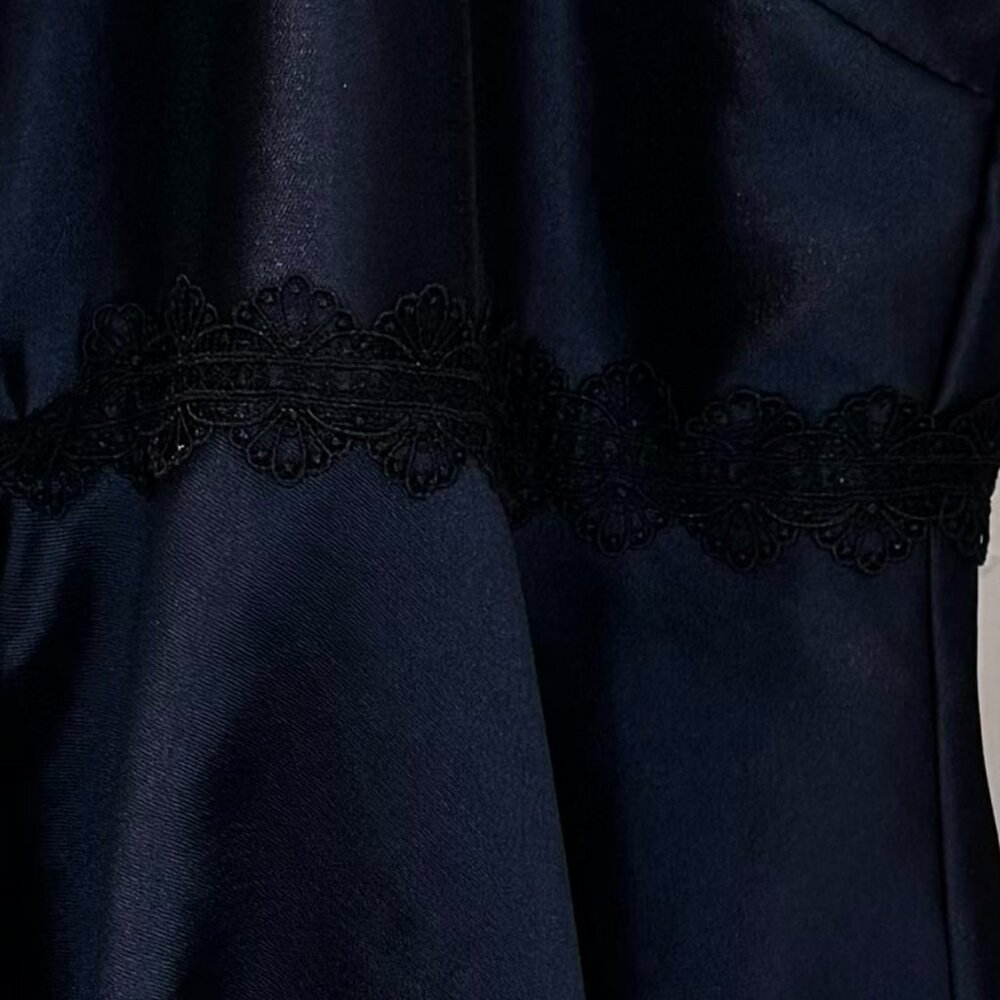 Vintage Blue and Black Lace Monique Lhullier Dress - Size 4 - Picture 6 of 6